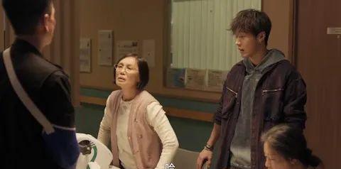 《执法者们》《夺命提示》演员重复率高，韩马利丁子朗新剧又演母子__《执法者们》《夺命提示》演员重复率高，韩马利丁子朗新剧又演母子
